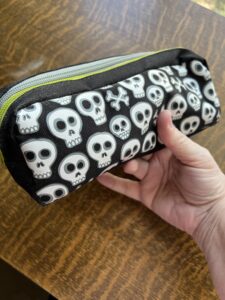 What’s in My Knitting Bag: Must Have Knitting Tools I Use Every Day