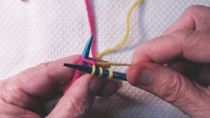 How to Knit Stitch for Beginners – Learn the Basics with This Easy Tutorial (Part 2)