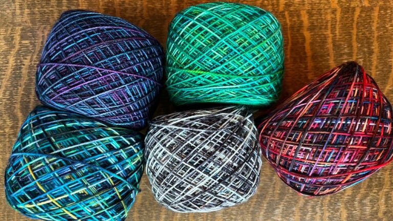 5 balls of random yarn