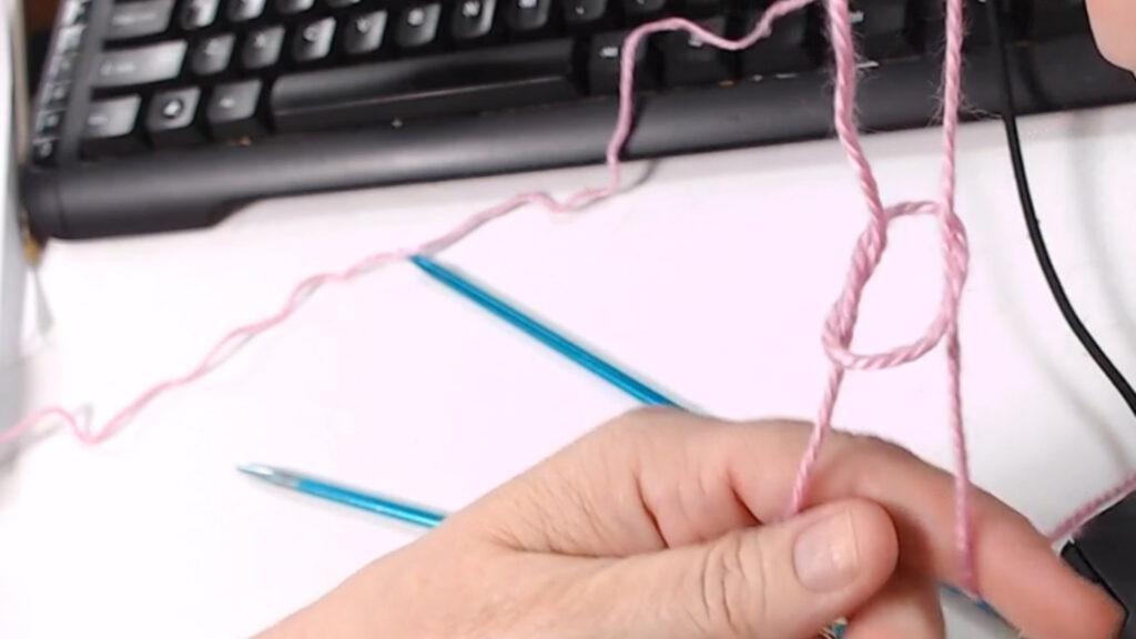 making the slip knot