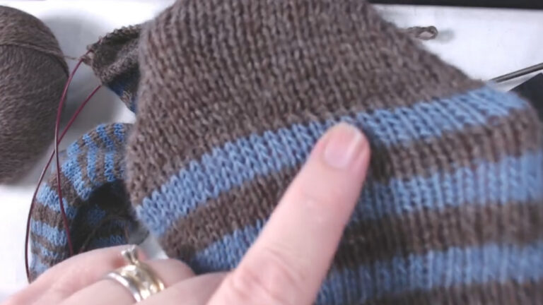 pointing at Kitchener stitch